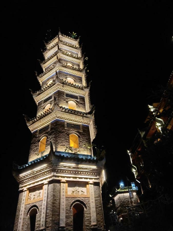 Fenghuang Memory Linjiang Inn Eksteriør bilde